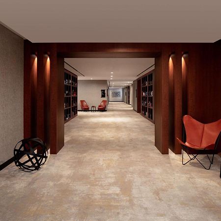 فندق ووحدات دبل تري من هيلتون دبي إم سكوير المظهر الخارجي الصورة The Library