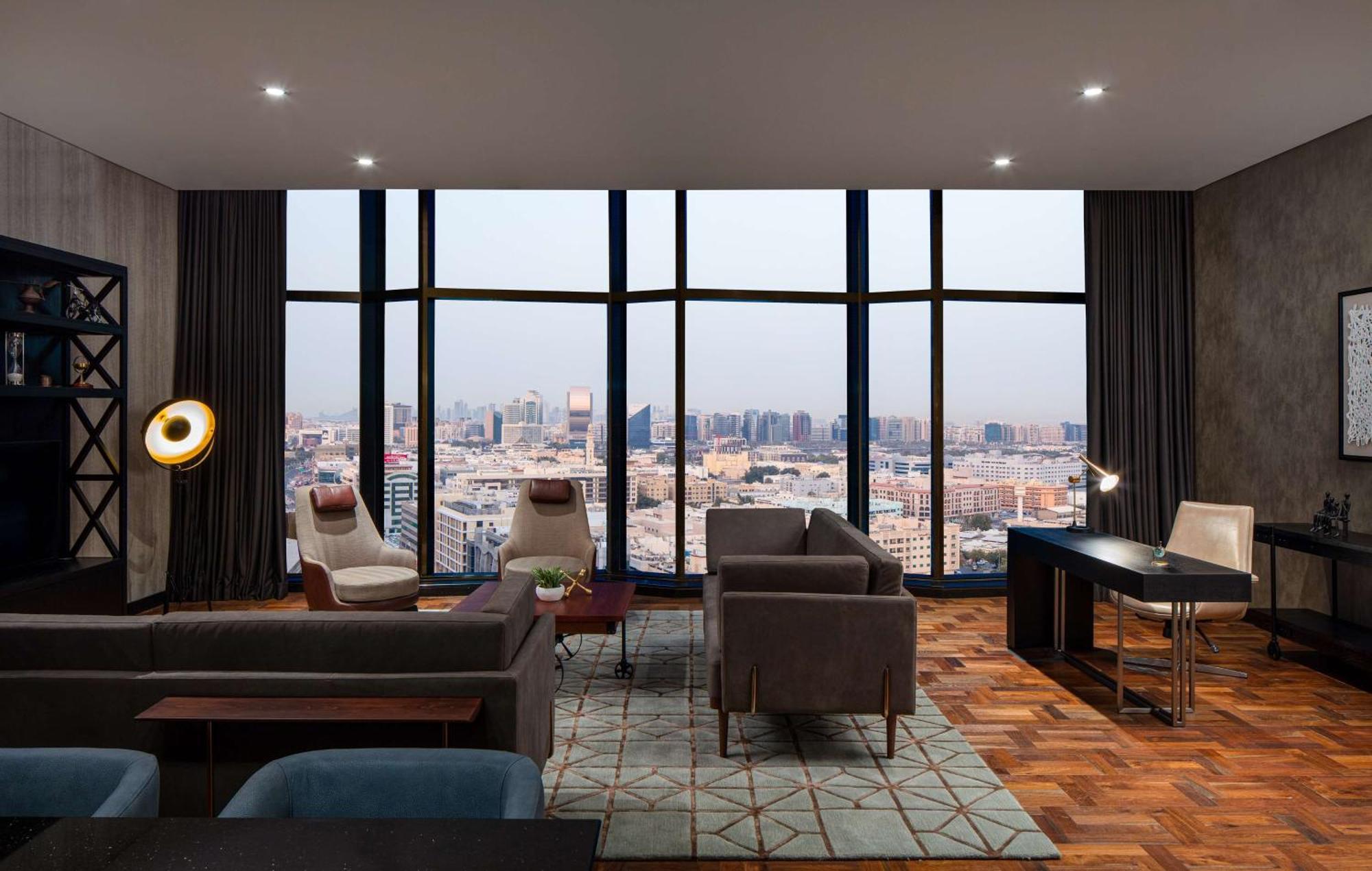 فندق ووحدات دبل تري من هيلتون دبي إم سكوير المظهر الخارجي الصورة Office interior