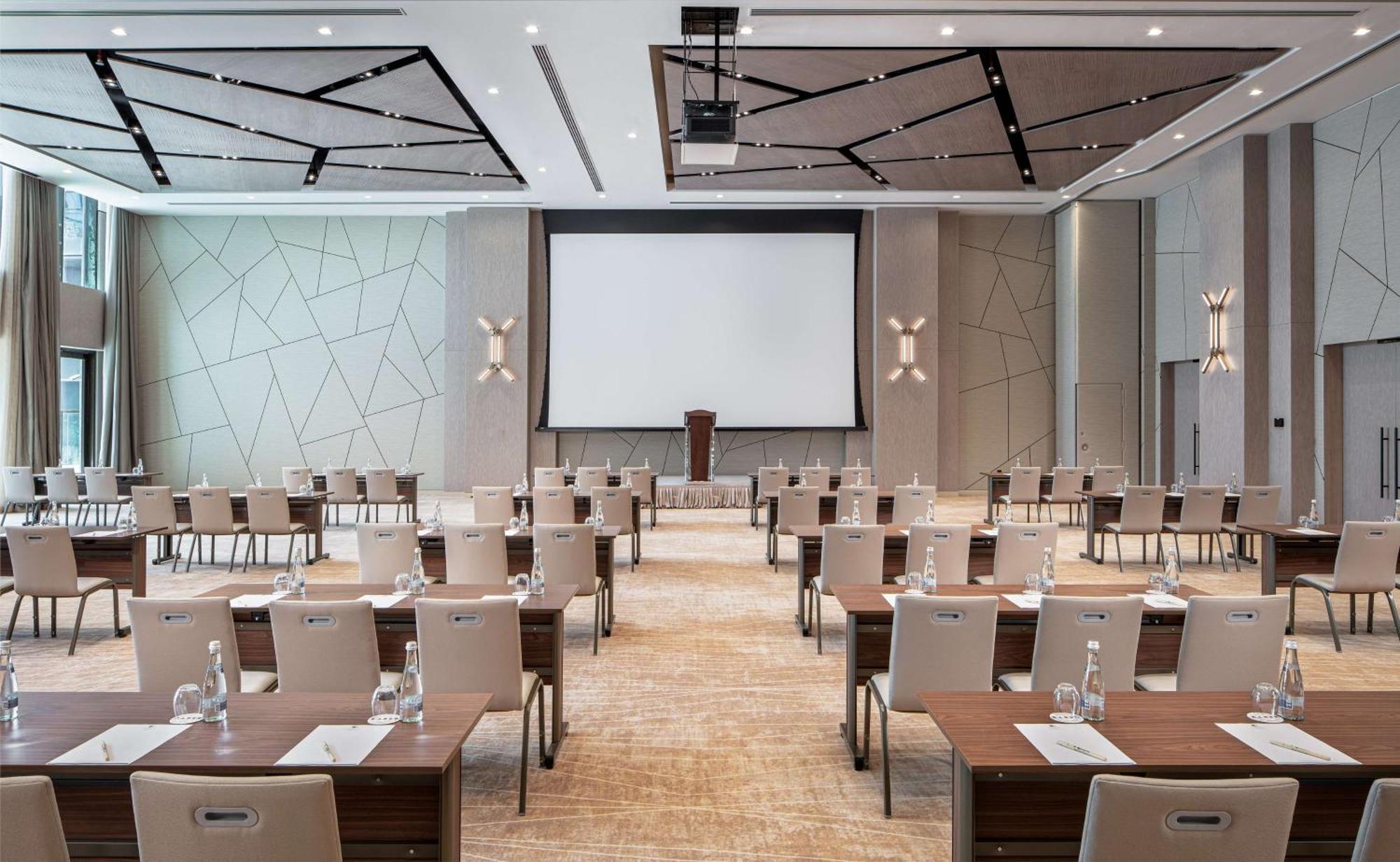 فندق ووحدات دبل تري من هيلتون دبي إم سكوير المظهر الخارجي الصورة Meeting room