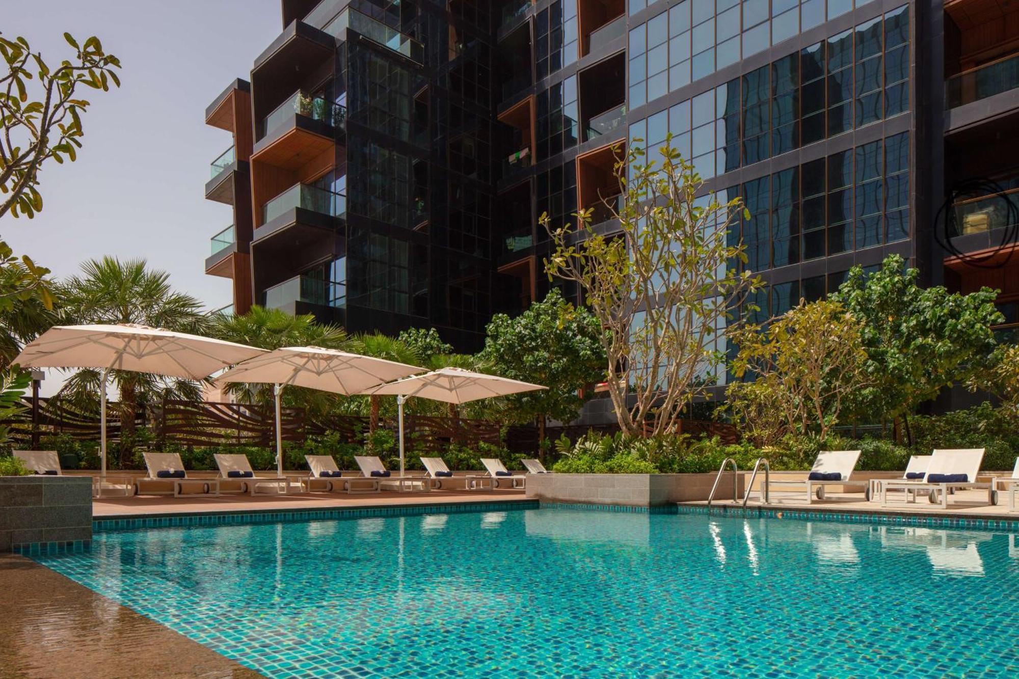 فندق ووحدات دبل تري من هيلتون دبي إم سكوير المظهر الخارجي الصورة The Panorama Pool